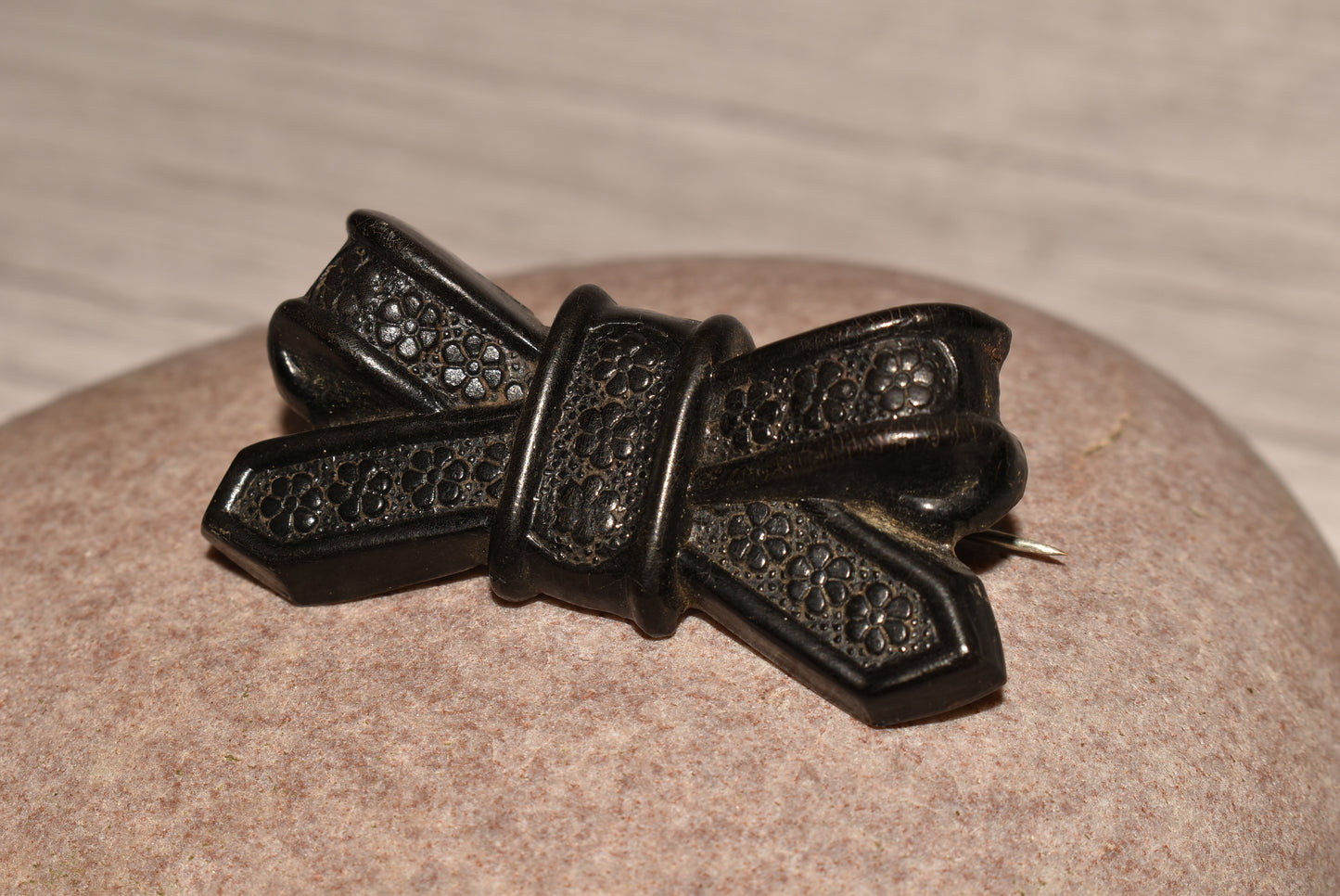 Antique Bog Oak Brooch - Gorgeous Carved Bow Dated 16 May 1880