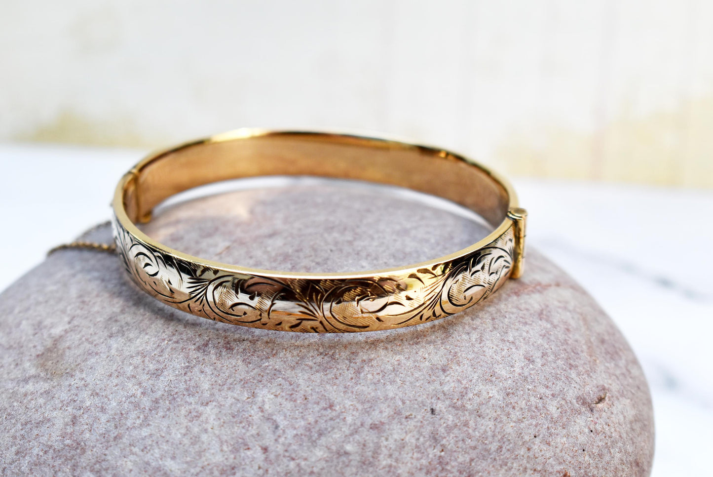 9 Ct Gold 1/5 Metal Core Bangle - Beautiful Engraved Vintage Bracelet with Safety Chain