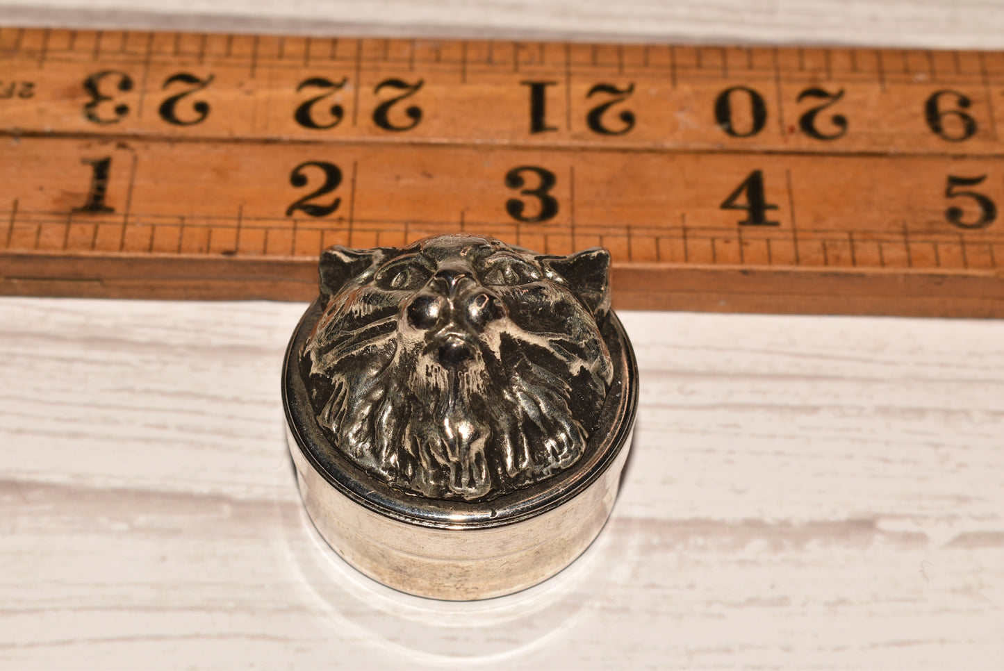 Vintage Cat Patch Box - Charming Mirrored Interior Cat Face Pill/Stash Pot