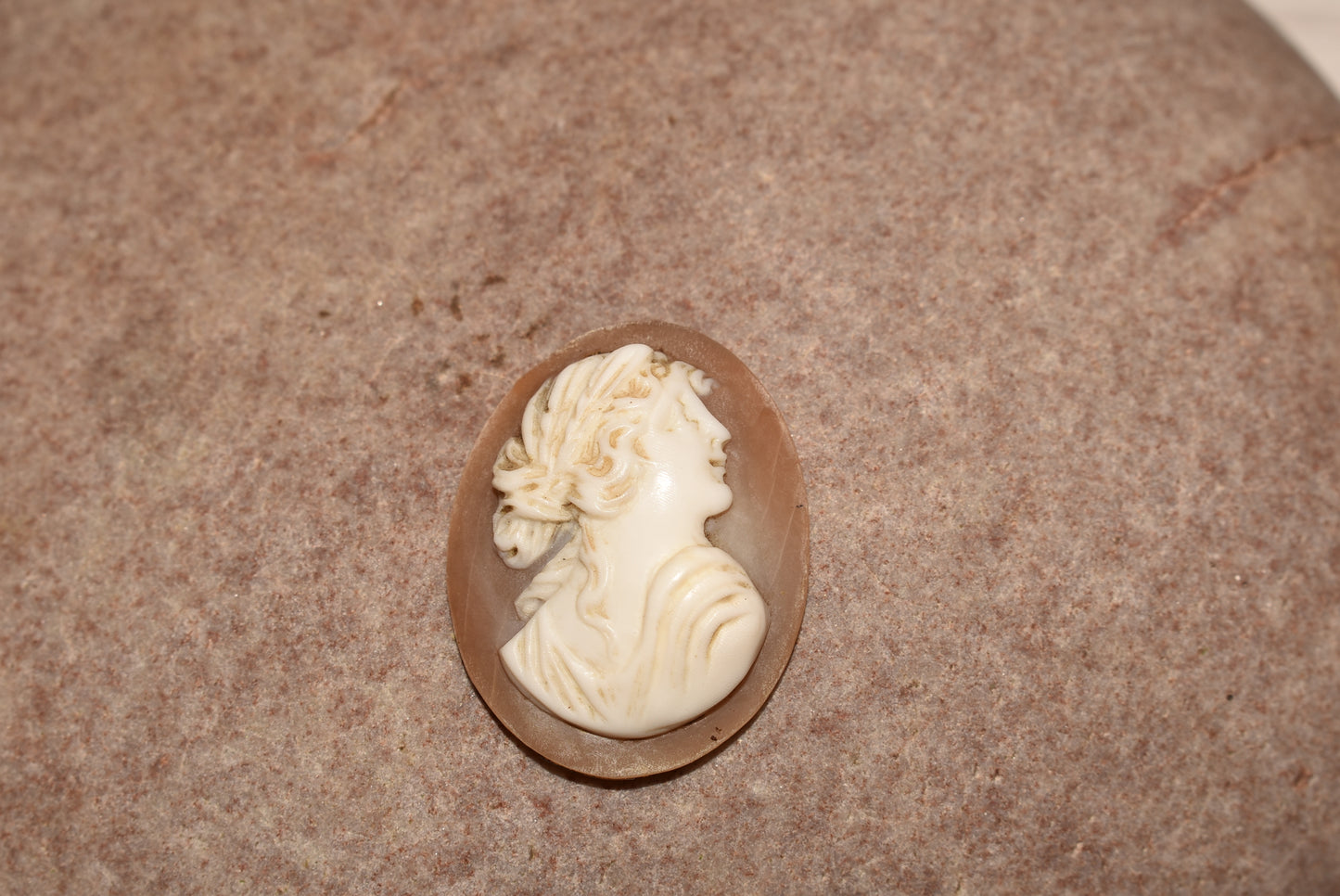 Antique Georgian Cameo - Unusual Smiling Detailed Cameo to Mount