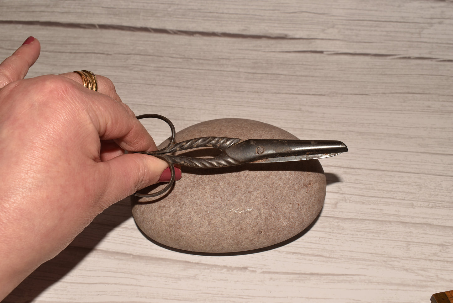 Victorian Sewing Scissors - Gorgeous Large Decorative