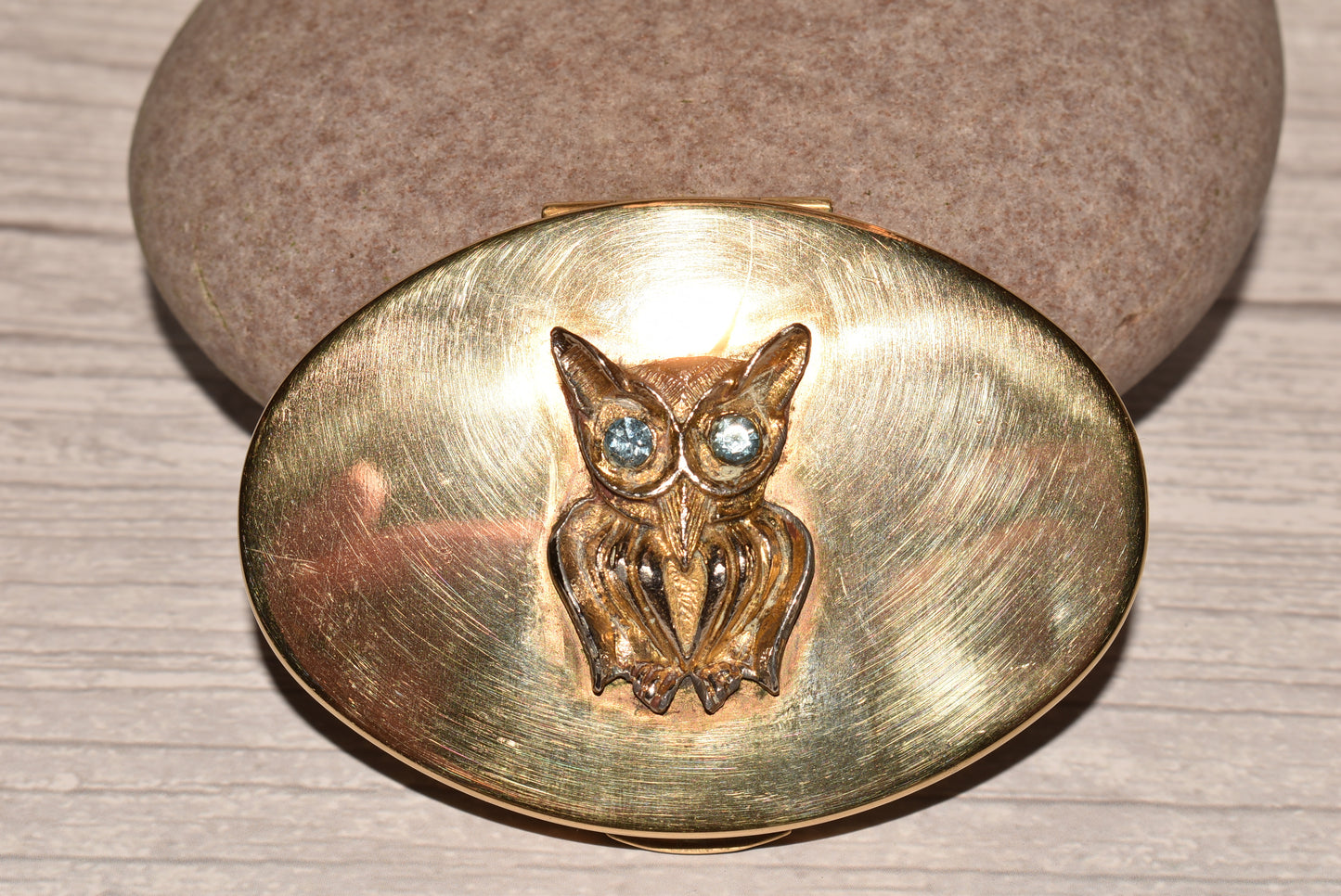 Antique Owl Compact - Gorgeous Mid Century Accessory Cute Owl with Sparkly Eyes
