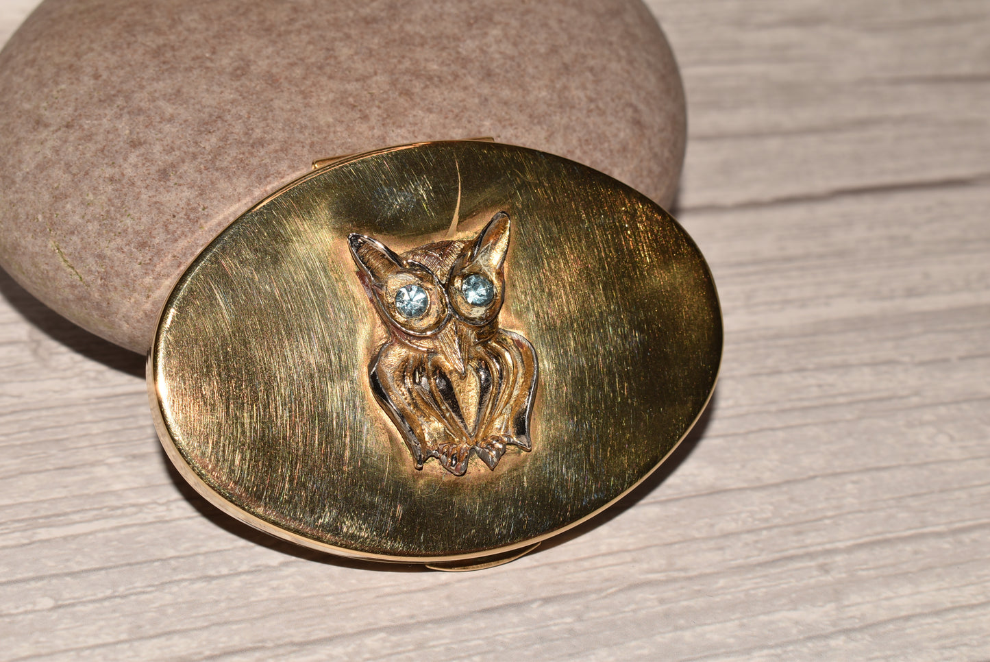 Antique Owl Compact - Gorgeous Mid Century Accessory Cute Owl with Sparkly Eyes