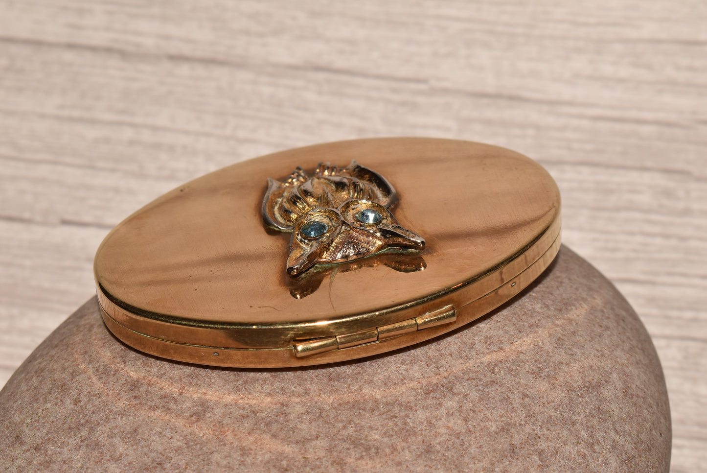 Antique Owl Compact - Gorgeous Mid Century Accessory Cute Owl with Sparkly Eyes