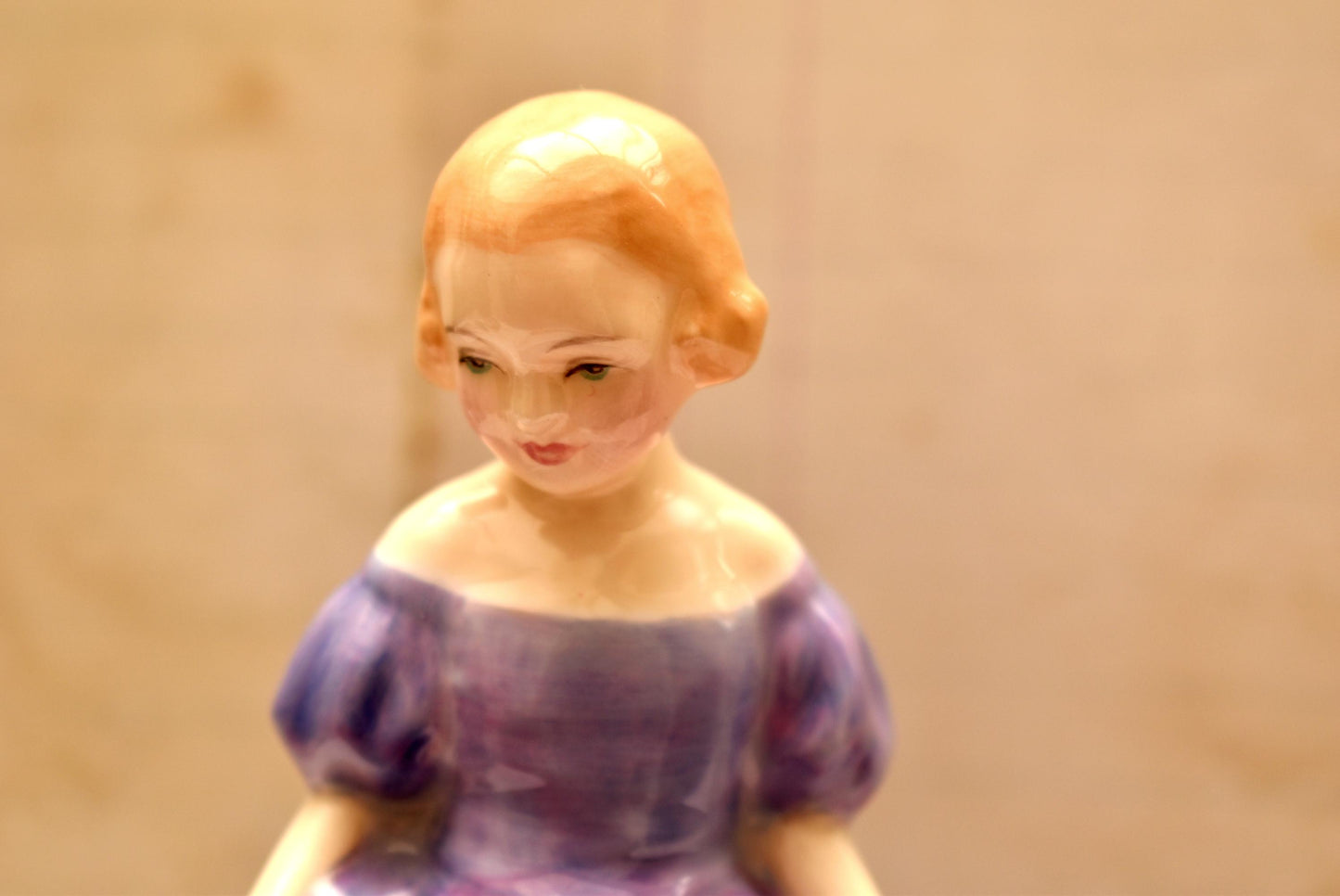 Royal Doulton Marie Figurine - Beautiful Green Back Stamp Leslie Harradine Classic