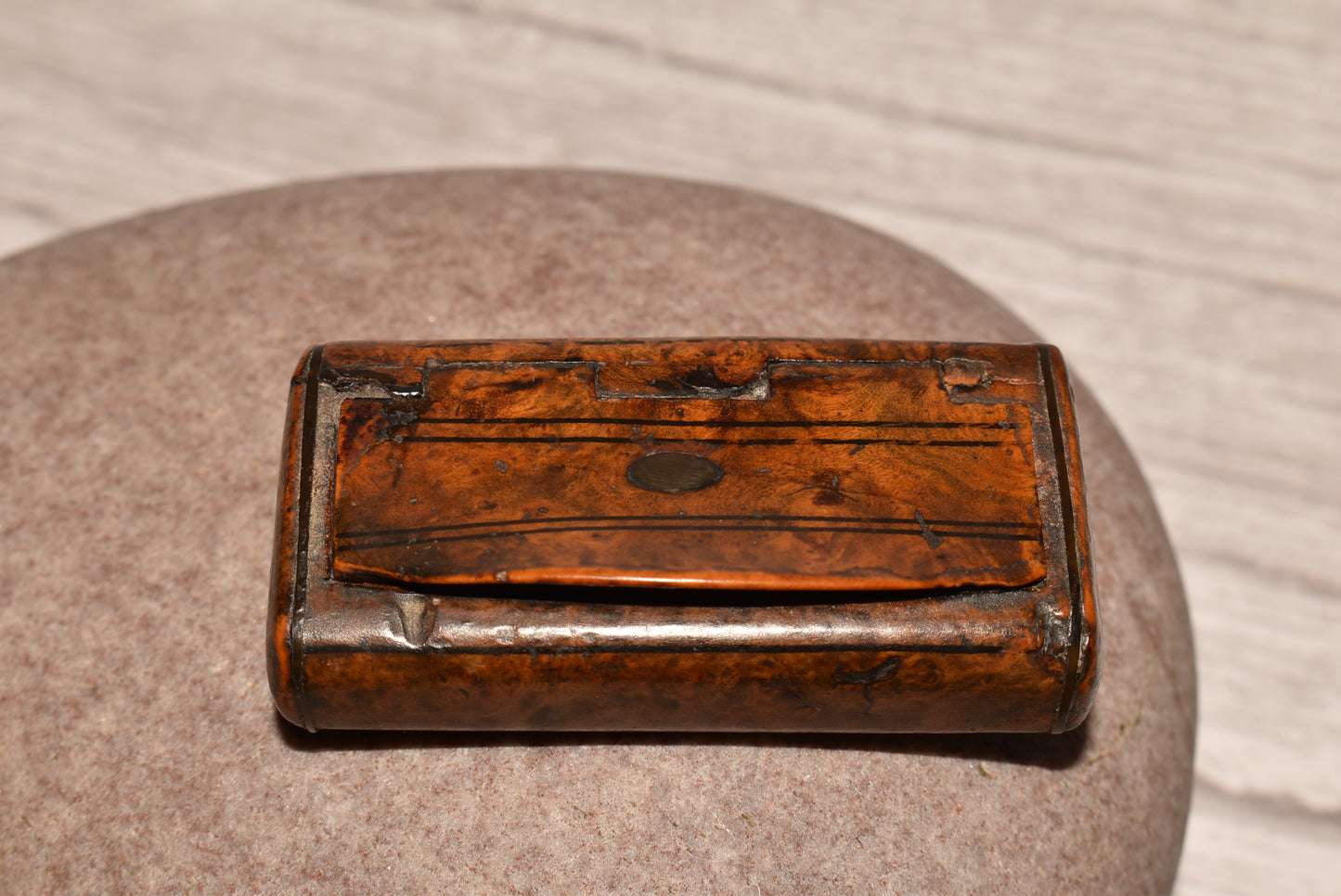 Antique Walnut Snuff Box - Gorgeous Georgian Pocket Box
