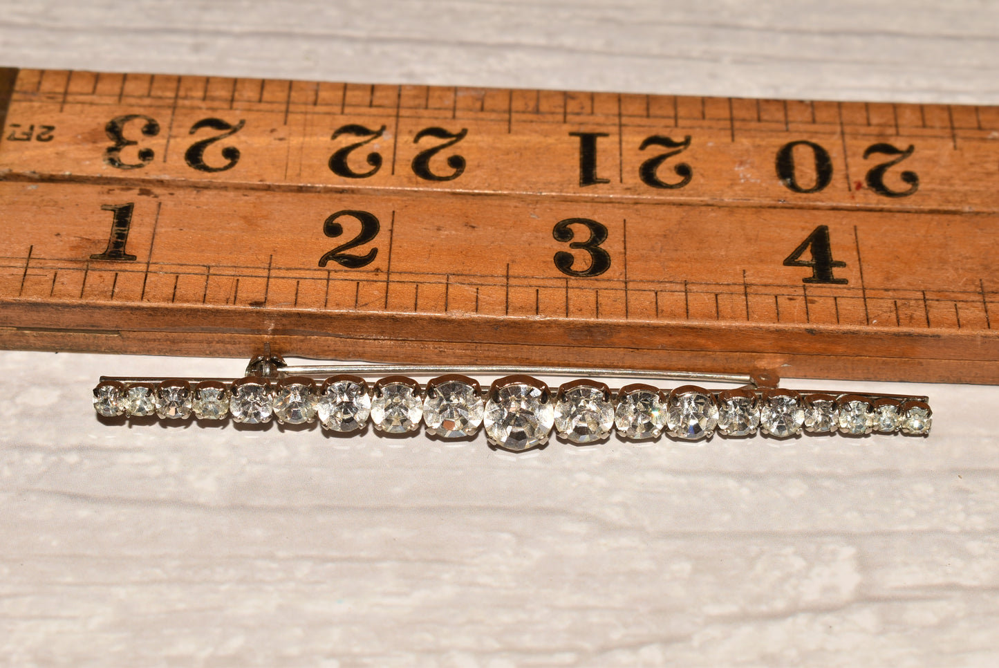 Vintage Bar Brooch Sparkler