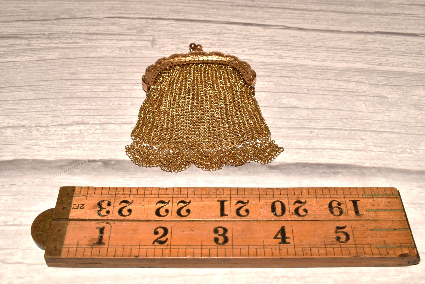 Victorian Gilt Mesh Purse - Beautiful Antique Chain Mail Coin Purse