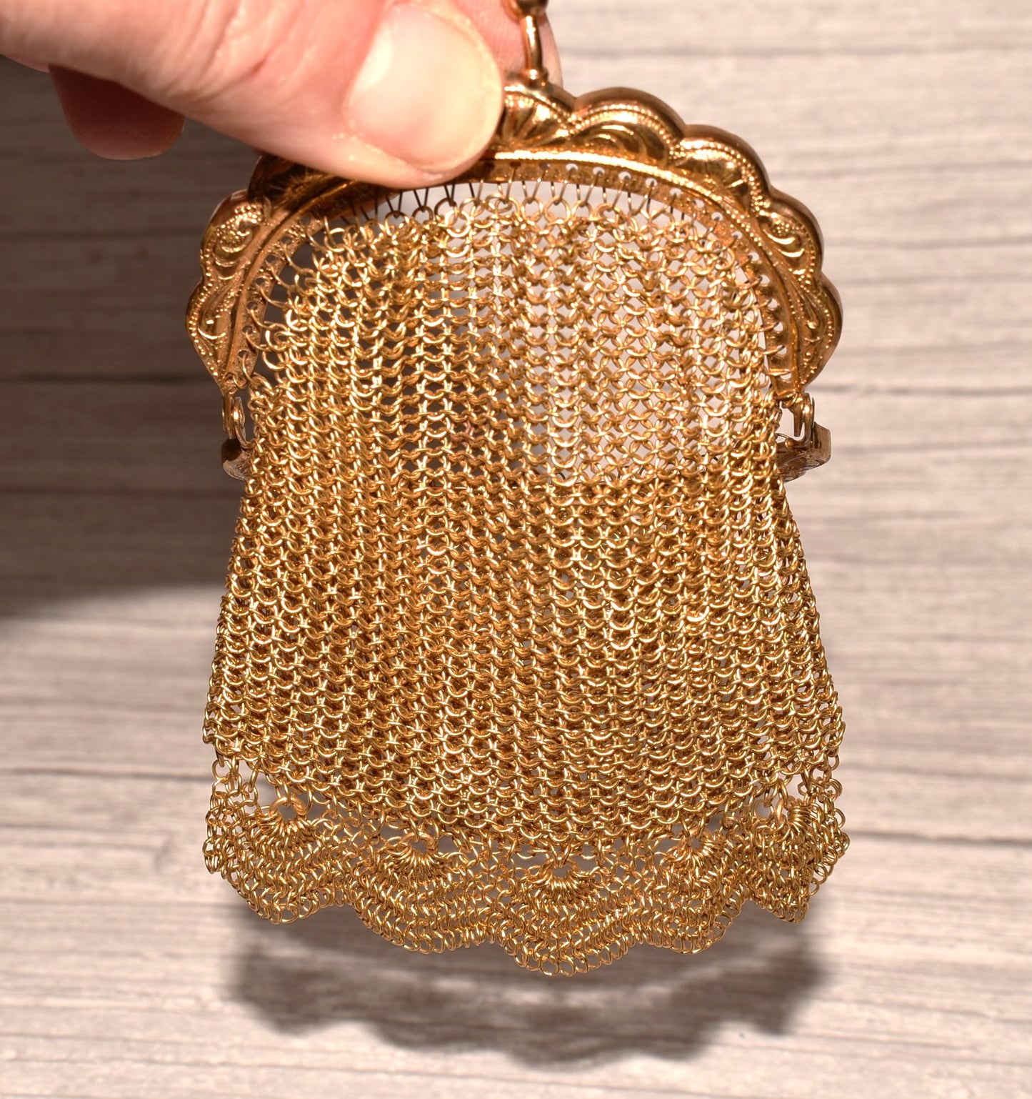 Victorian Gilt Mesh Purse - Beautiful Antique Chain Mail Coin Purse