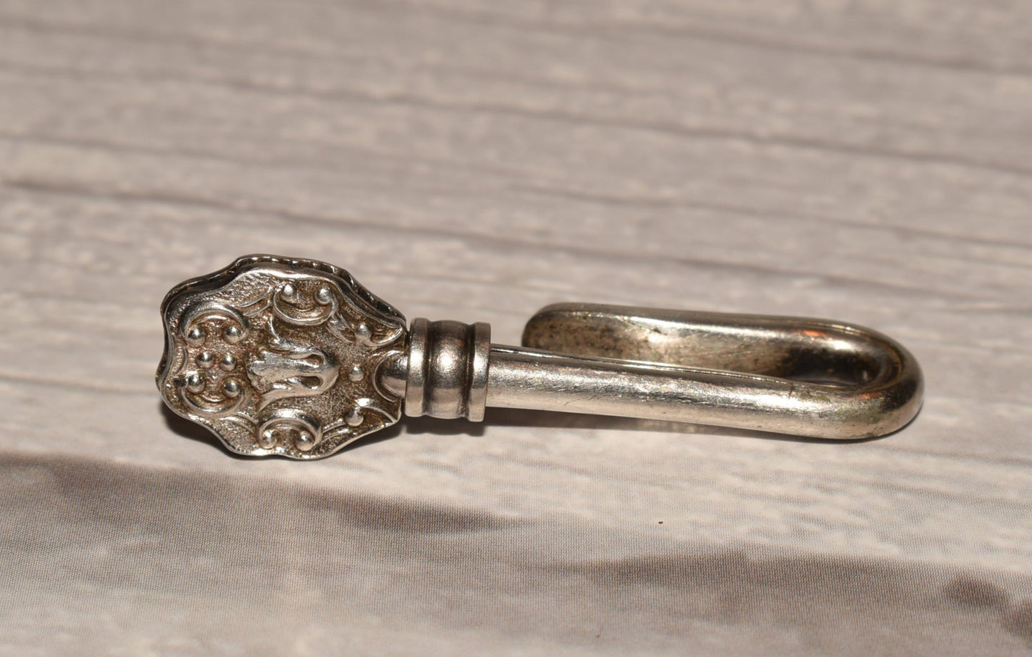 Victorian Napkin Clip - Beautiful Decorative Accessory
