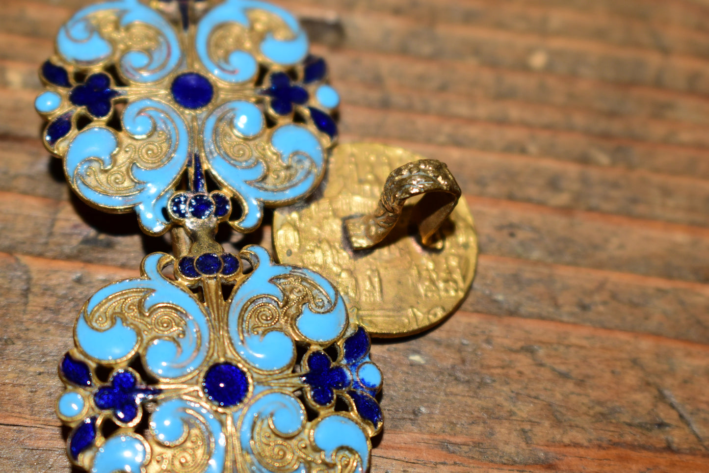 Antique French Champlevé Enamel Interlocking Belt Buckle – Palais du Trocadéro Souvenir, Paris Exposition Universelle c.1878-1889