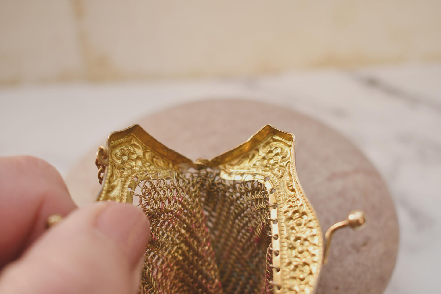 Antique Gilt Mesh Purse - Stunning Victoria Chain Mail Coin Purse with Pretty Pattern