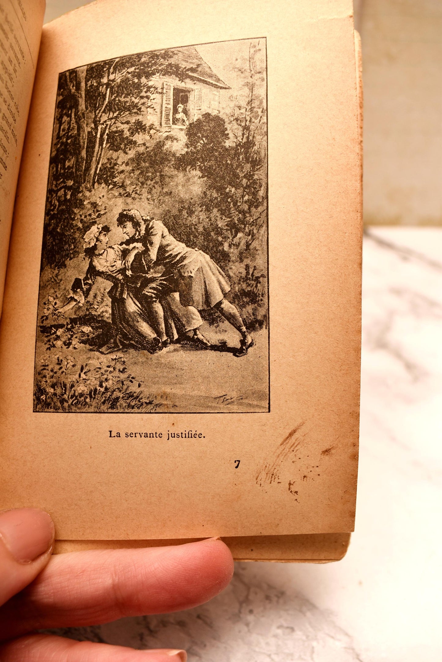 Contes et Nouvelles la Fontaine - Gorgeous Mid Victorian Saucy French Poetry from Petite Bibliothèque